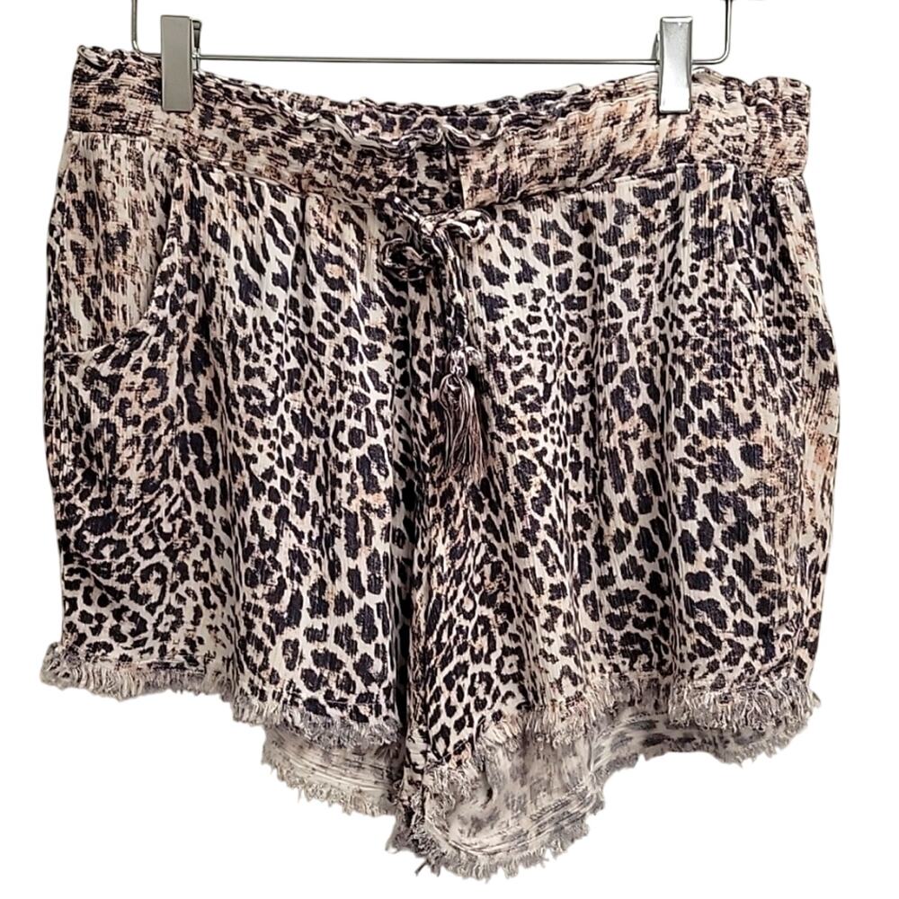 Sound/Style New York/Los Angeles Leopard Elastic Waist Raw Hem Shorts Size L